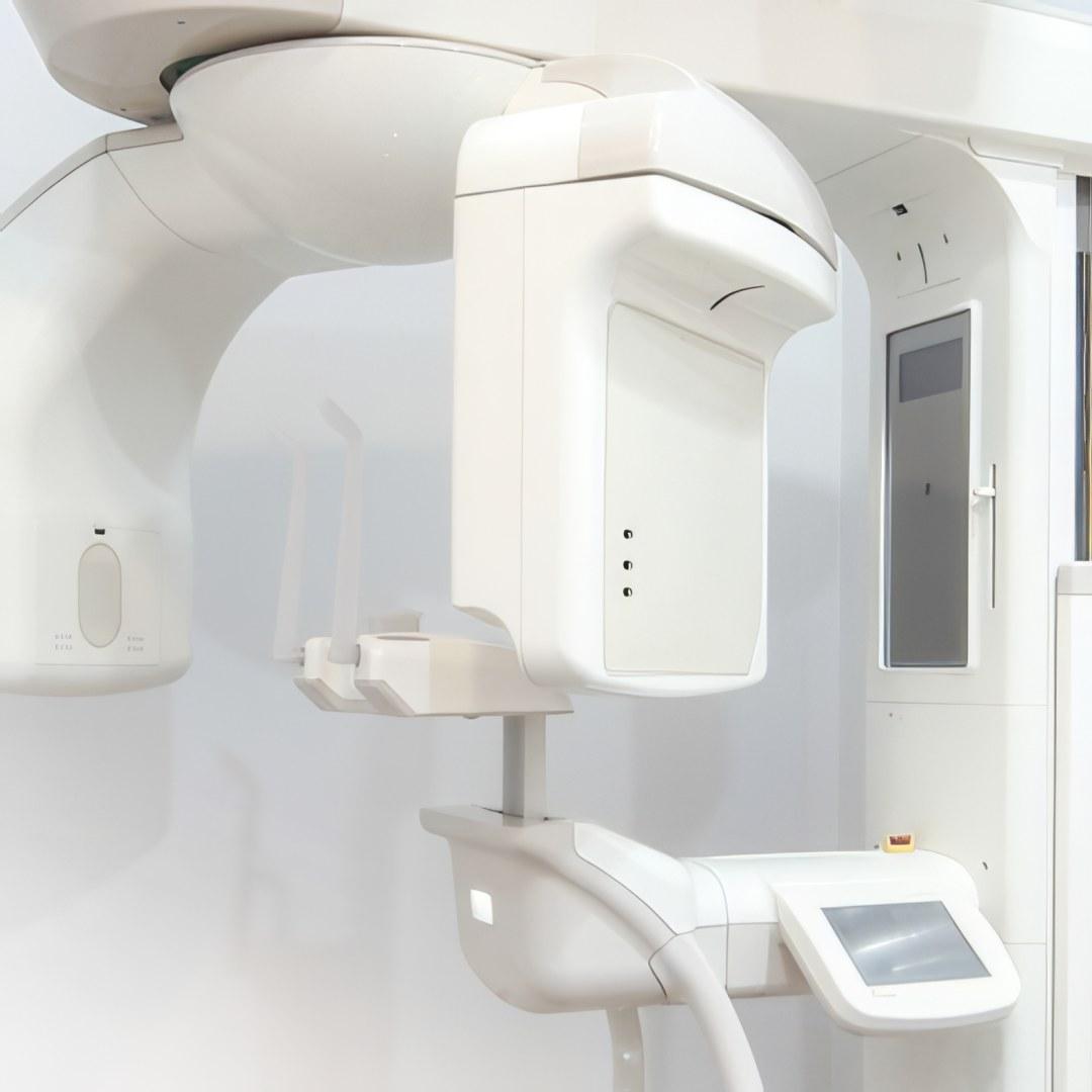 We analyze delicately and precisely using 3D CT.