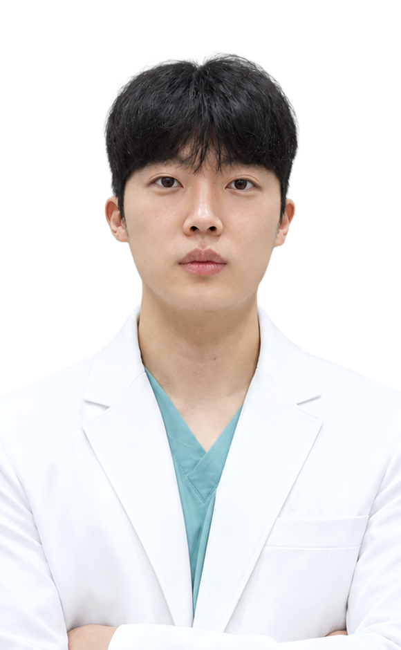 박건우
